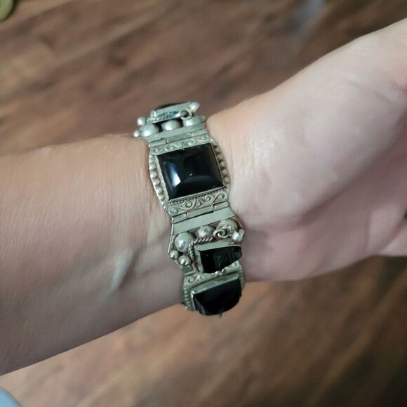 Vintage Aztec Mask Bracelet Black Onyx Alpaca Silver Beautiful 7” made in Mexico - Picture 4 of 16